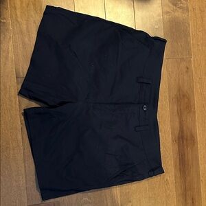 Eddie Bauer Navy Flat Front Men's Shorts